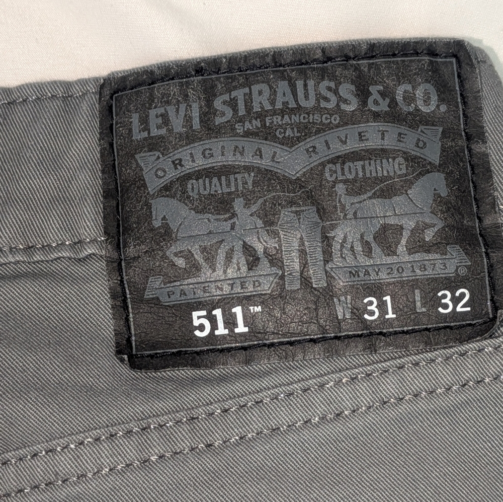 Levi's 511 Gray Denim Men's Jeans - Picture 3 of 6